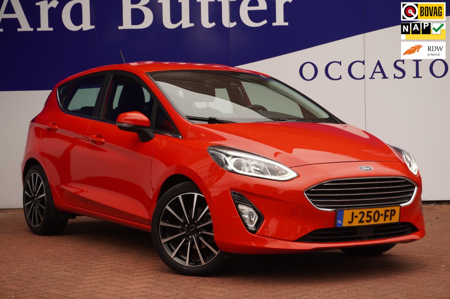 Ford Fiesta - 1.0 EcoBoost Titanium 125PK / 1EIG / Camera / Carplay / ECC / ORIG-NL = DEALER ONDERHOUDEN - AutoWereld.nl