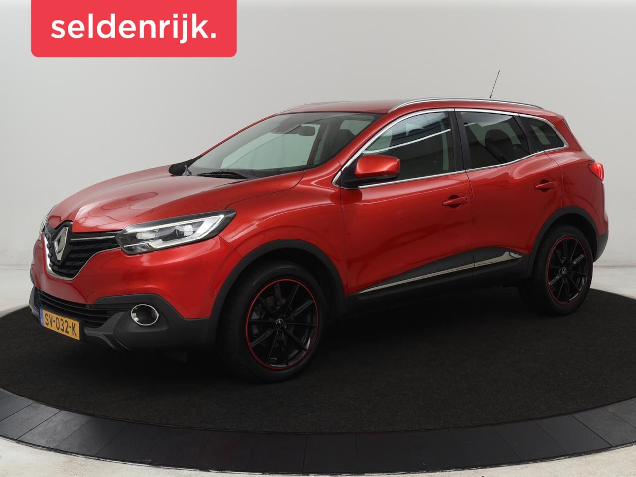Renault Kadjar - 1.5 dCi Intens | Trekhaak | Camera | Navigatie | Half leder | Keyless | Climate control | - AutoWereld.nl