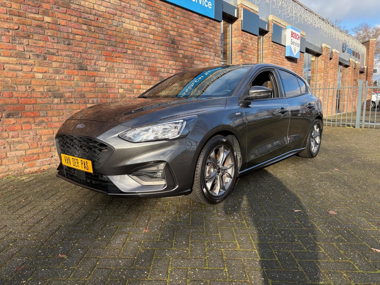 Ford Focus - 1.0 EcoBoost Hybrid ST Line 1.0 EcoBoost Hybrid 125PK ST Line - AutoWereld.nl
