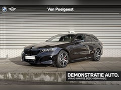 BMW 5-serie Touring - 530e M Sportpakket Pro / Innovation Pack / Travel Pack / Trekhaak / Comfort Access / Panor
