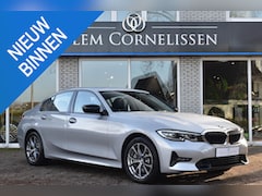 BMW 3-serie - 330e High Executive Aut. Leder Navi Carplay Stoelverwarming HiFi