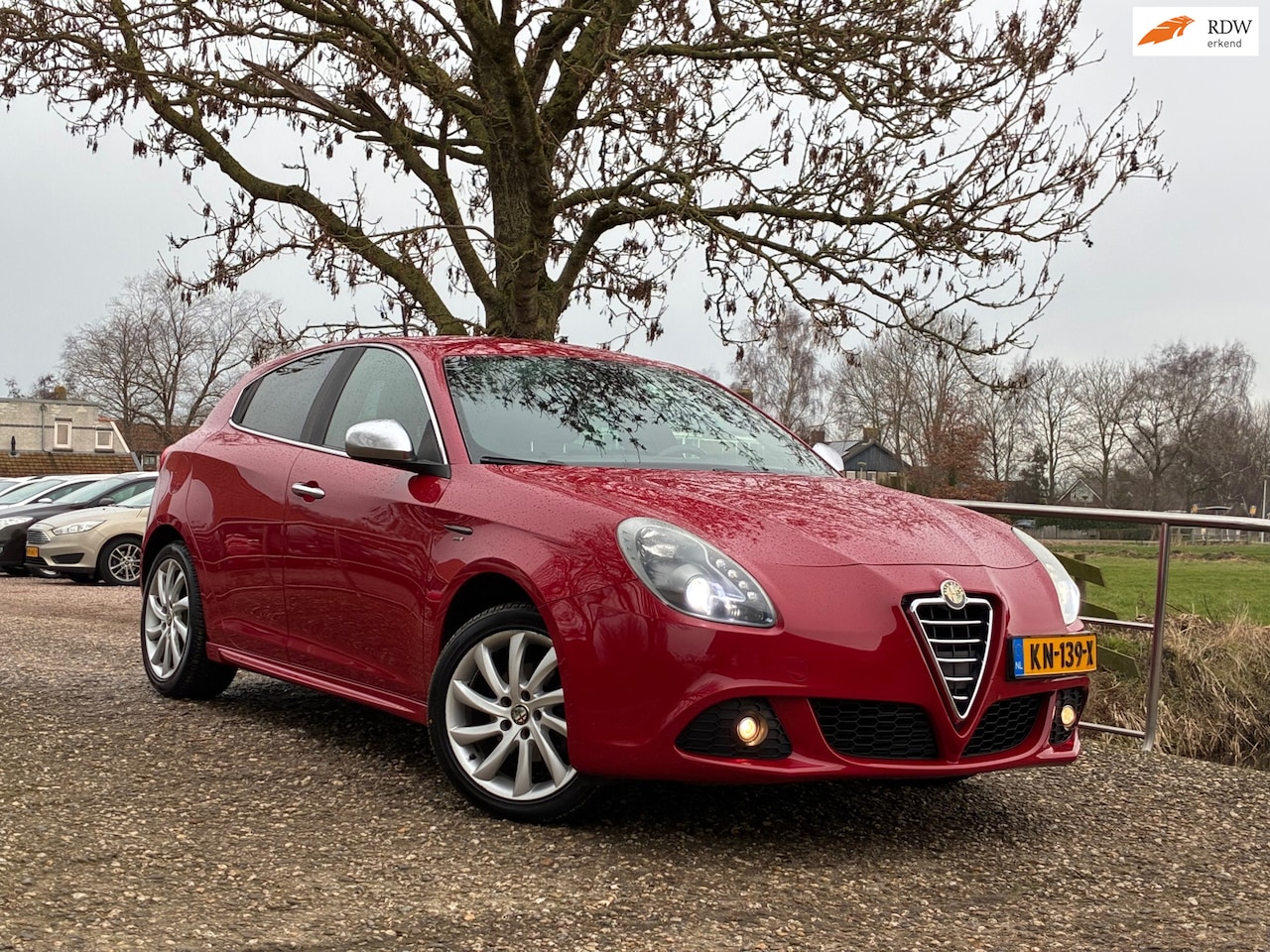 Alfa Romeo Giulietta - 1.4 T Distinctive | Xenon + Leder + Clima nu €5.450,-!! - AutoWereld.nl