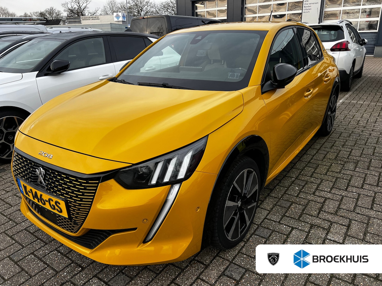 Peugeot e-208 - EV GT Pack 50 kWh | Navi | Camera | Keyless | Verw. voorstoelen | LED koplampen | Leder Al - AutoWereld.nl