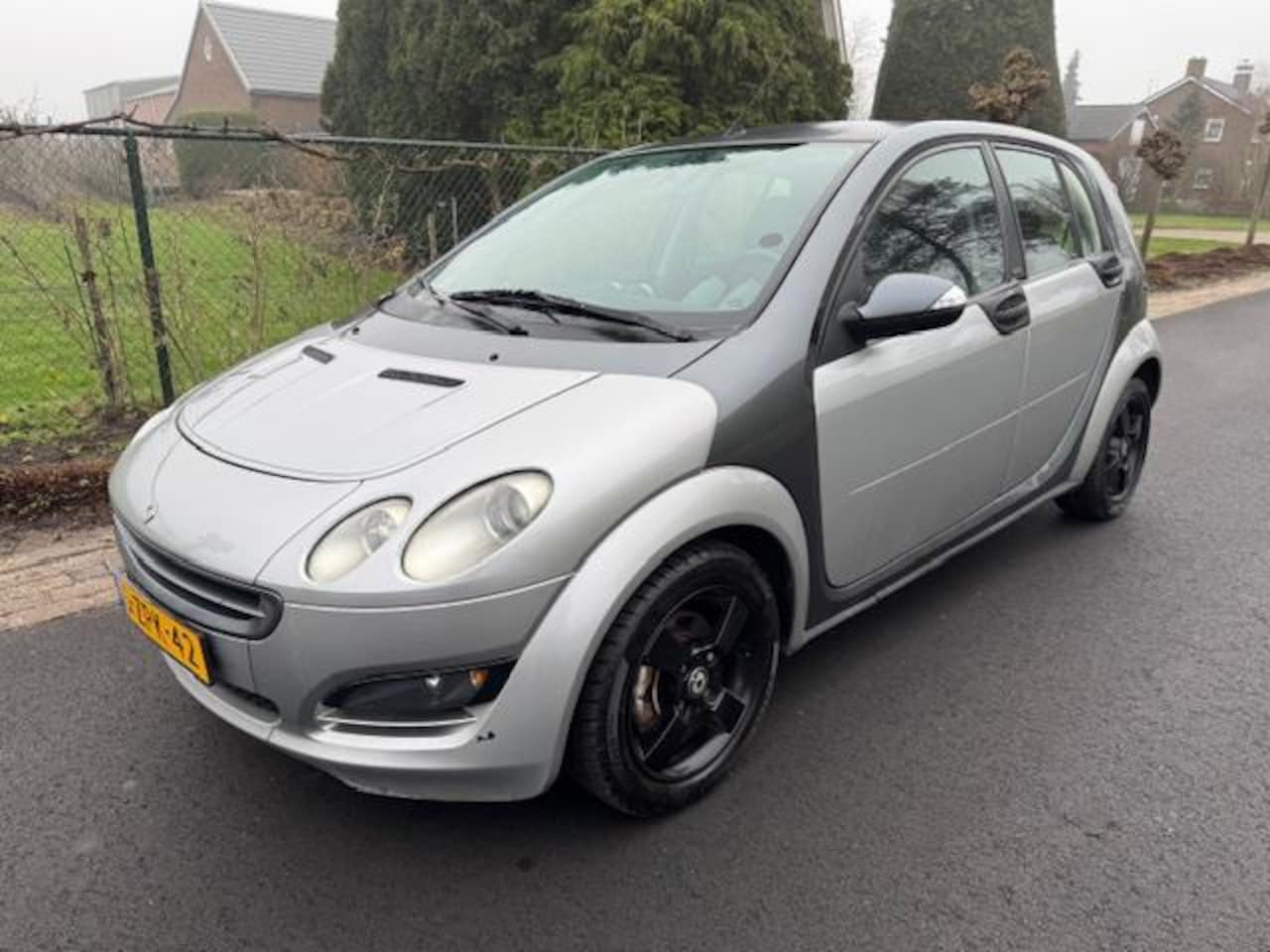 Smart Forfour - 1.5 AIRCO / 5 DEURS / APK 01-2027 / LM VELGEN - AutoWereld.nl