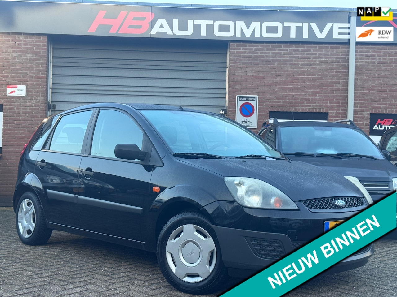 Ford Fiesta - 1.3-8V Champion NAP/AIRCO/APK/5 DEURS. - AutoWereld.nl