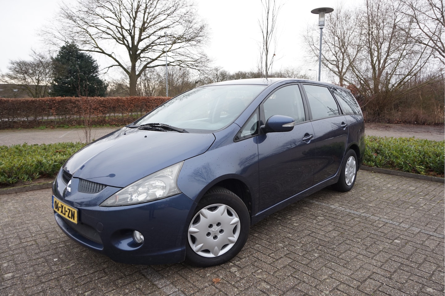 Mitsubishi Grandis - 2.4-16V Inform 7 persoons - AutoWereld.nl