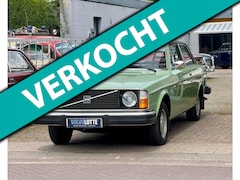 Volvo 242 - 2.0 L unieke vroege 242, handgeschakeld, 74.500km gelopen, topstaat