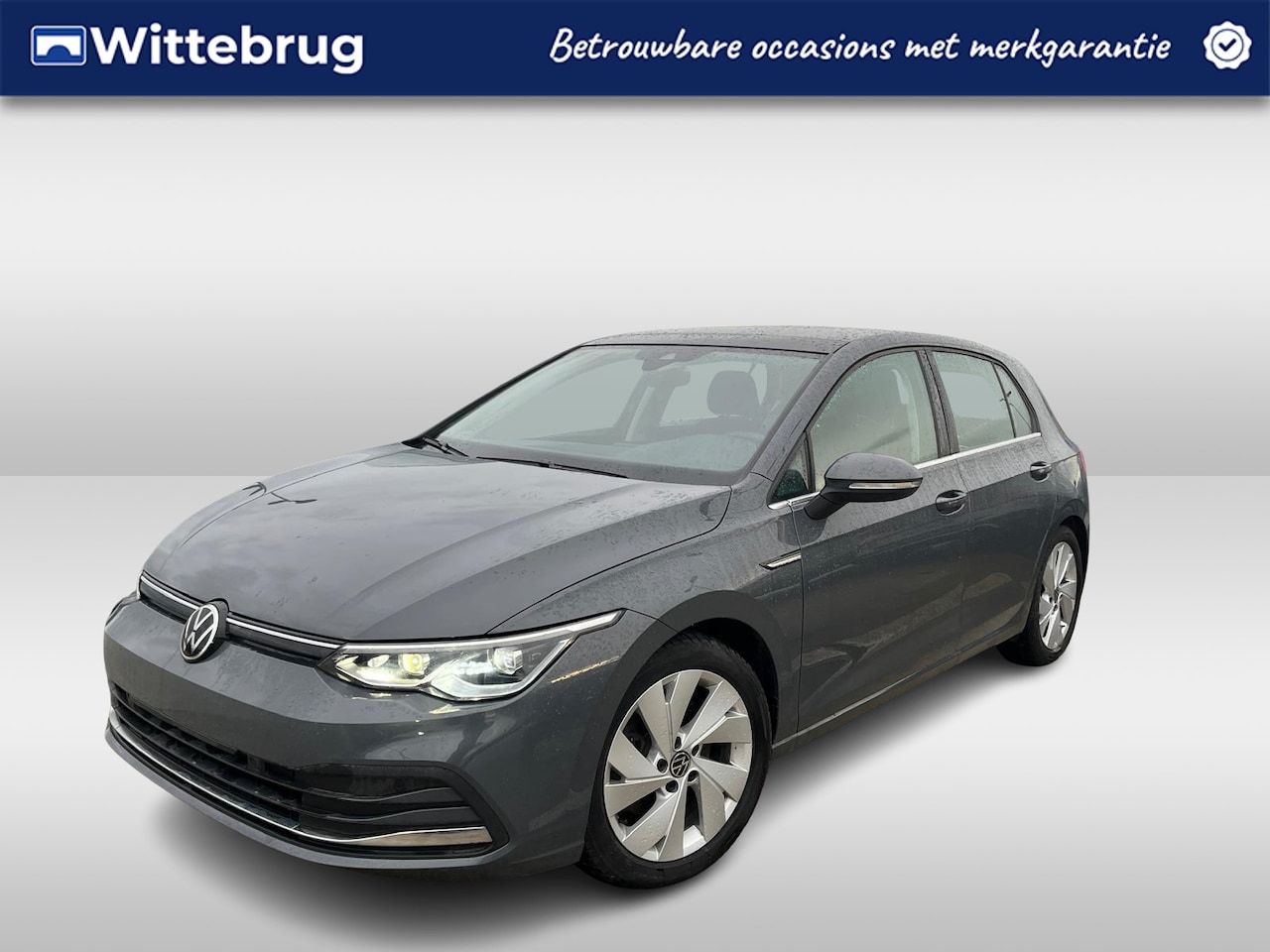 Volkswagen Golf - 1.5 TSI Style 150pk Panoramadak / IQ LED verlichting / App-connect / Navigatie High / Park - AutoWereld.nl