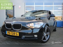 BMW 1-serie - 116i Sport AIRCO-ECC/NAVIGATIE/PDC/TREKHAAK/LMV