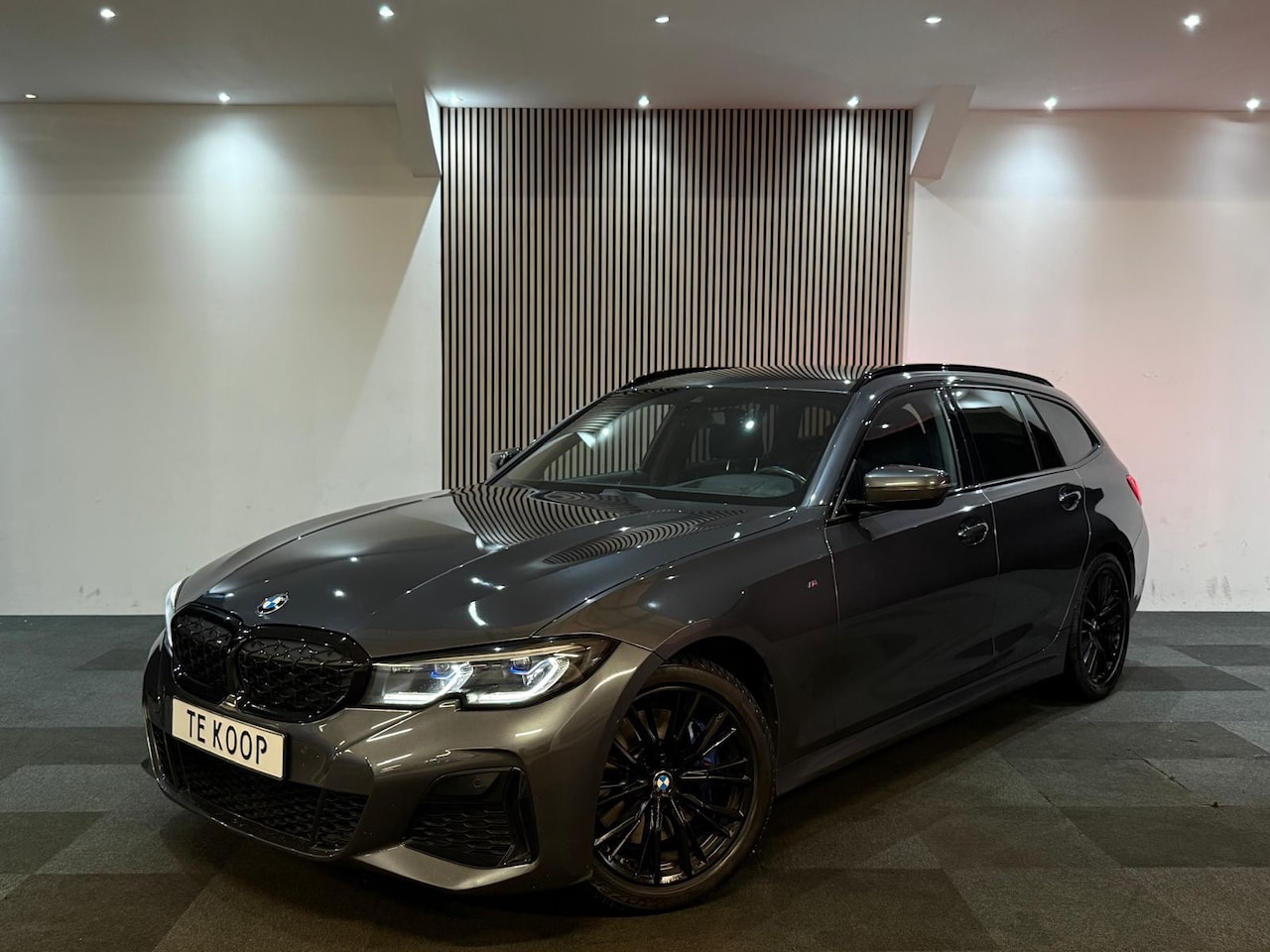 BMW 3-serie Touring - M340i xDrive High Executive 374 PK l Laser l Ambient l Camera l Leder l M-Pack - AutoWereld.nl