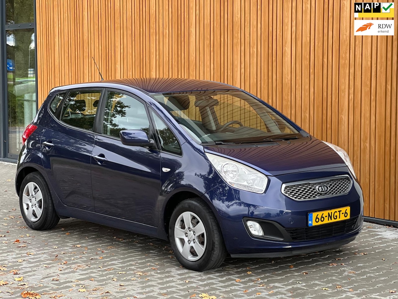 Kia Venga - 1.4 CVVT X-TRA 5DRS AIRCO TREKHAAK - AutoWereld.nl