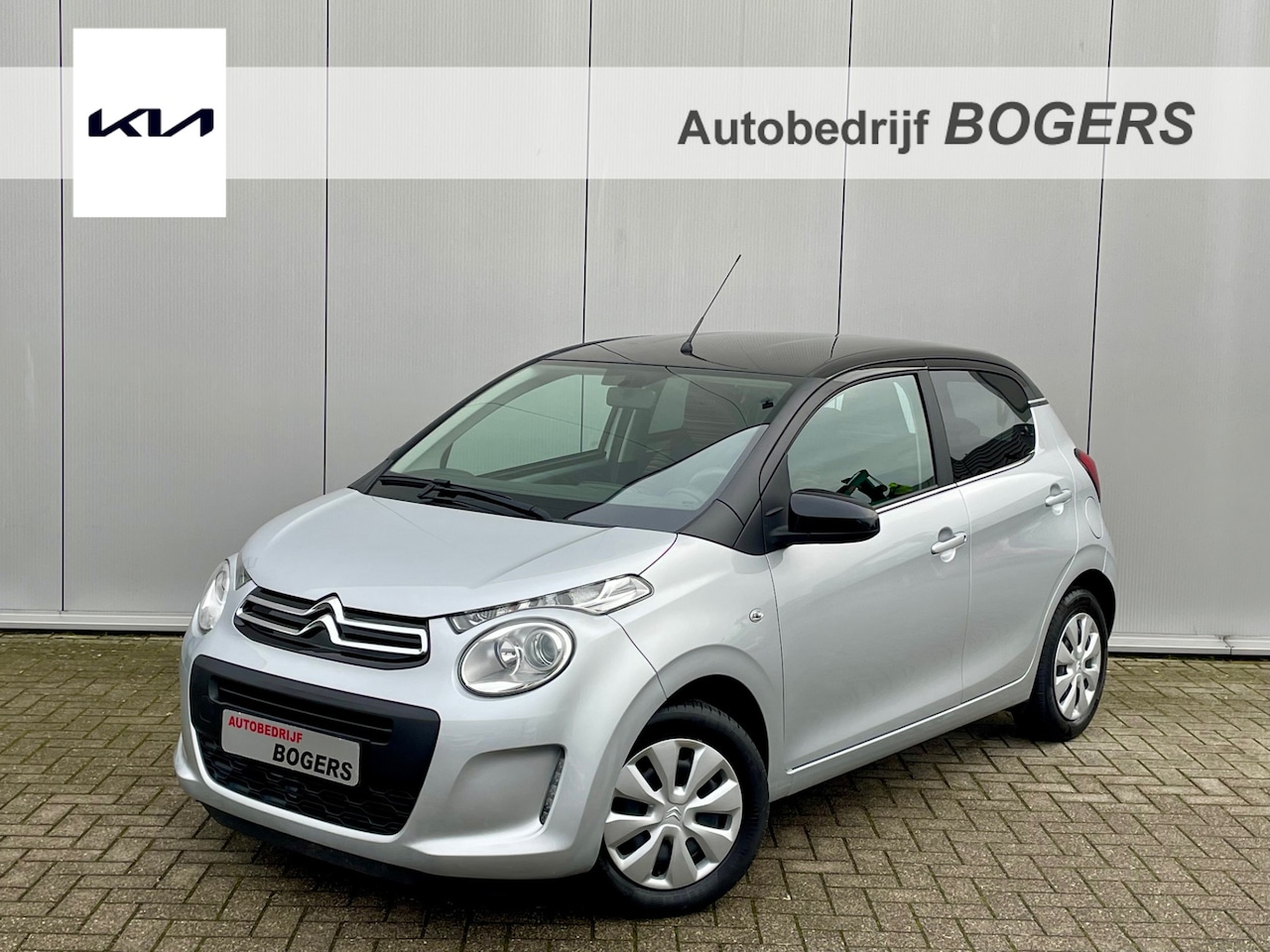 Citroën C1 - 1.0 VTi Feel Navigatie ( via Apple Carplay ), Airco, Cruisecontrol, Parkeersensoren, Getin - AutoWereld.nl