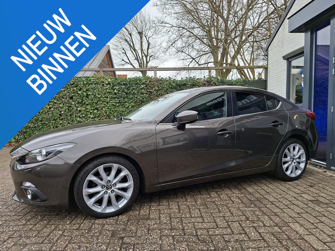 Mazda 3 - 2.0 GT-M trekhaak, 18" LMV - AutoWereld.nl