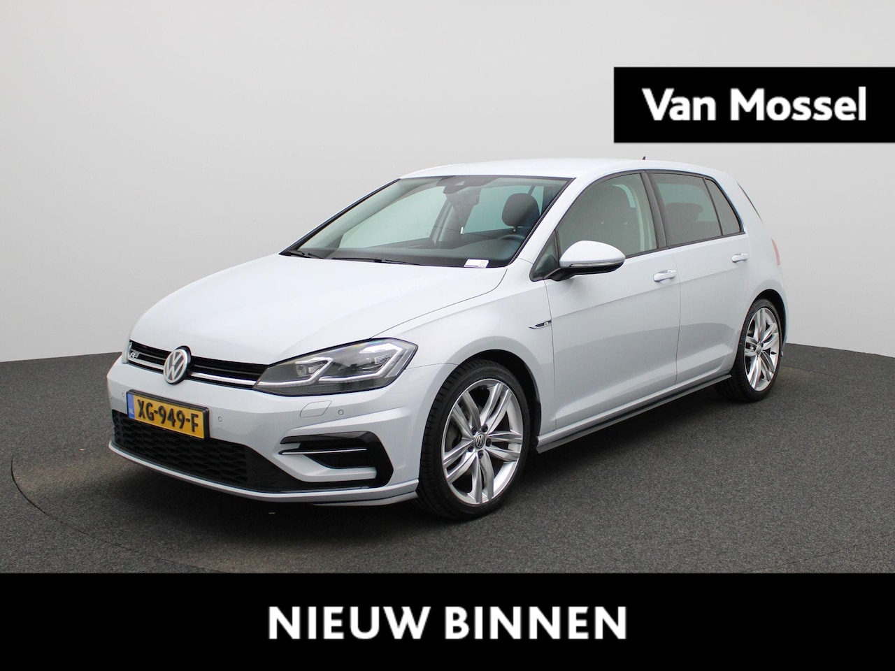 Volkswagen Golf - 1.4 TSI Highline Business R-Line | Apple Carplay / Android Auto | Stoelverwarming | Parkee - AutoWereld.nl