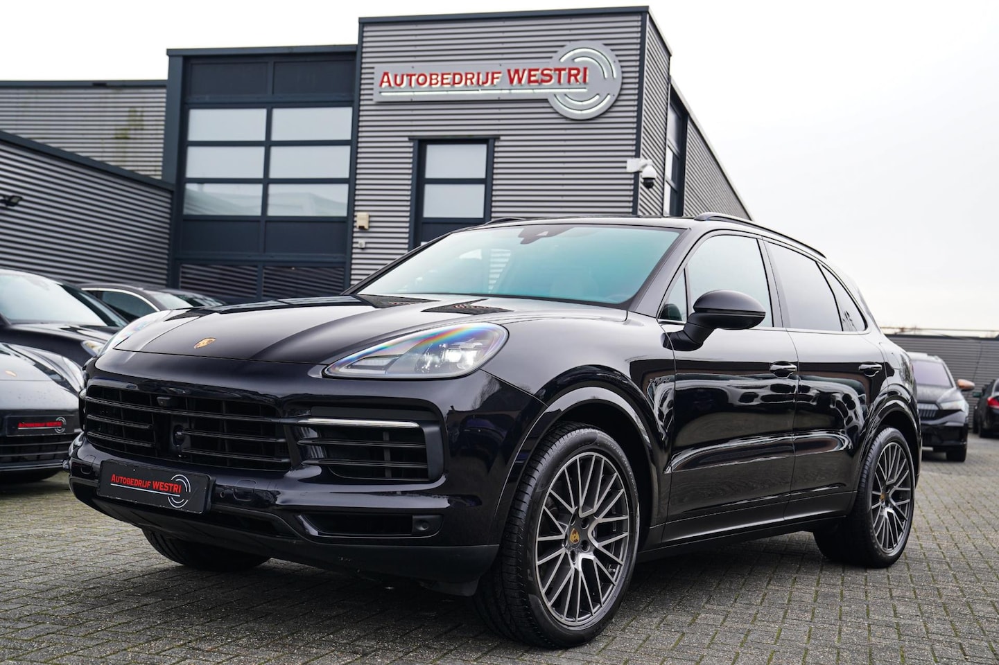 Porsche Cayenne - 3.0 E-Hybrid Platinum Edition | BTW incl. | Sport uitlaat | ACC | Panorama | Massage | Tre - AutoWereld.nl