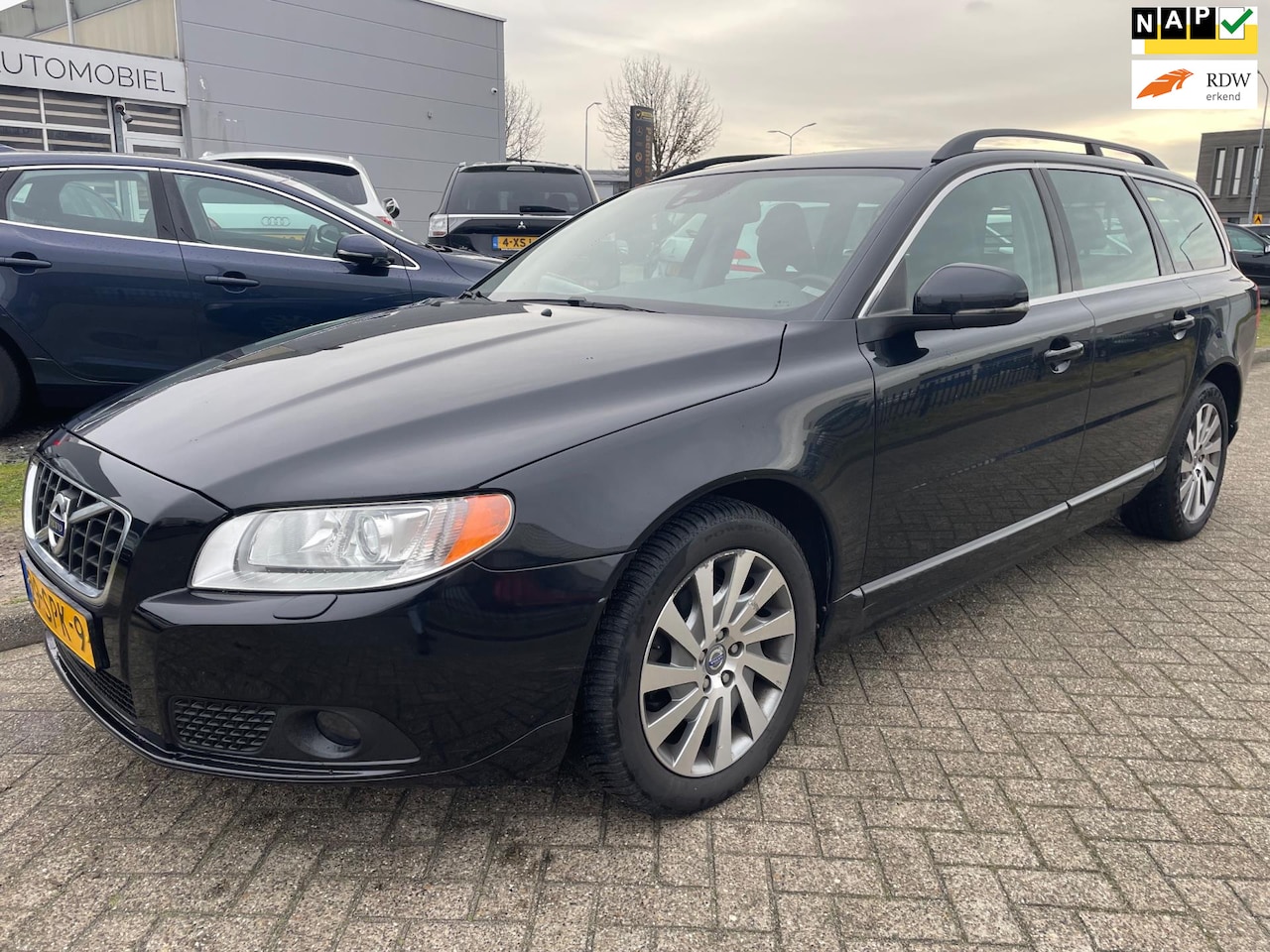 Volvo V70 - 1.6 T4 Limited Edition Garantie eerste eigenaar - AutoWereld.nl