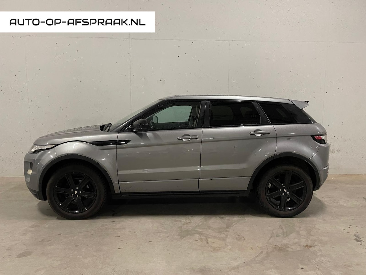 Land Rover Range Rover Evoque - 2.2 SD4 4WD Aut. Pano Leer Camera - AutoWereld.nl