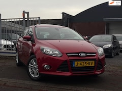 Ford Focus - 1.0 EcoBoost Titanium | Schuifdak | 16” LMV | Climate control | Dealer onderhouden |