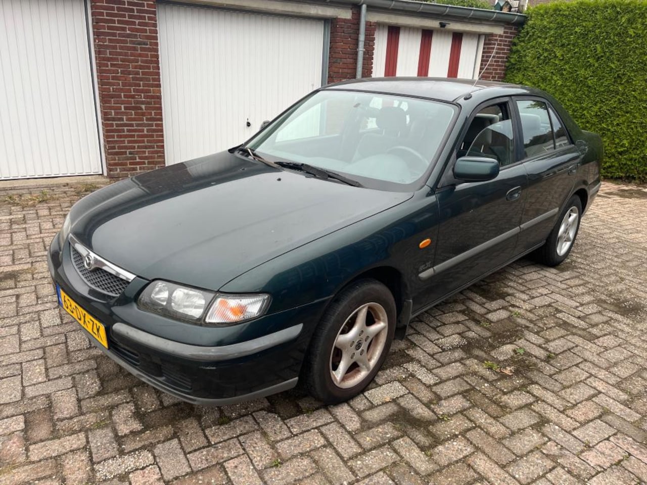 Mazda 626 - 1.8i GLX AIRCO - AutoWereld.nl