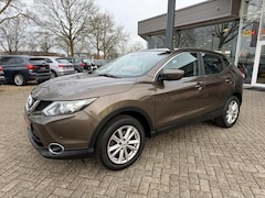 Nissan Qashqai - 1.2 Acenta, trekhaak, PDC v+a , cruise control, climate control, etc