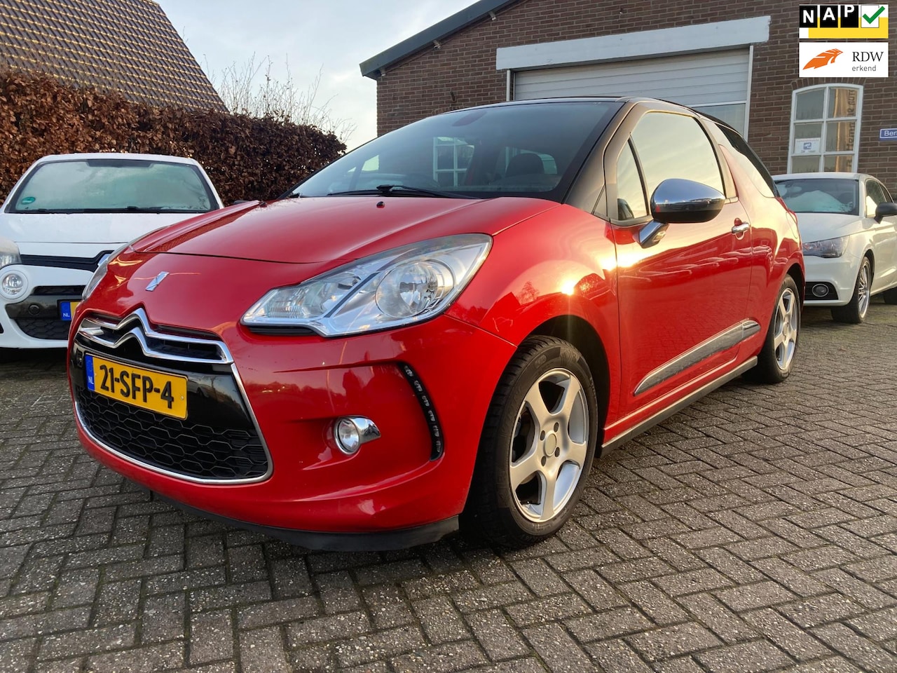 Citroën DS3 - 1.6 e-HDi So Chic Bj 2011, Clima, Cruise, PDC inruil is mogelijk - AutoWereld.nl