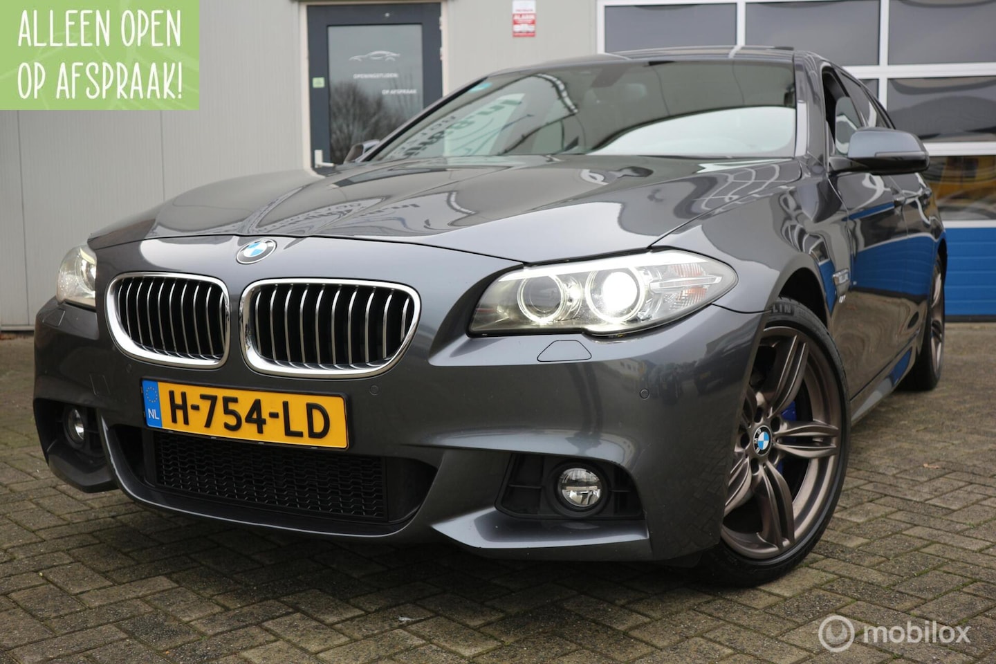 BMW 5-serie Touring - 530xd M Sportpakket FACELIFT/PANORAMADAK - AutoWereld.nl