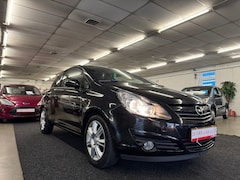 Opel Corsa - 1.4-16V Color Edition. Cruise control, airco, LM en meer