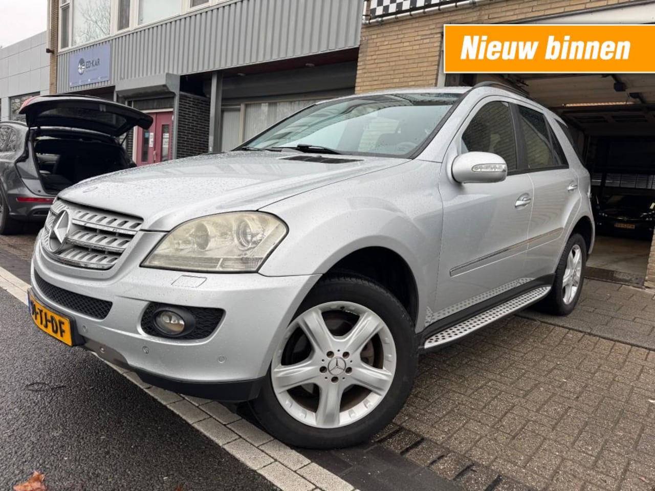 Mercedes-Benz M-klasse - ML350 AUT LEER NETTE AUTO RIJDT GOED NAP APK 1-2027 - AutoWereld.nl