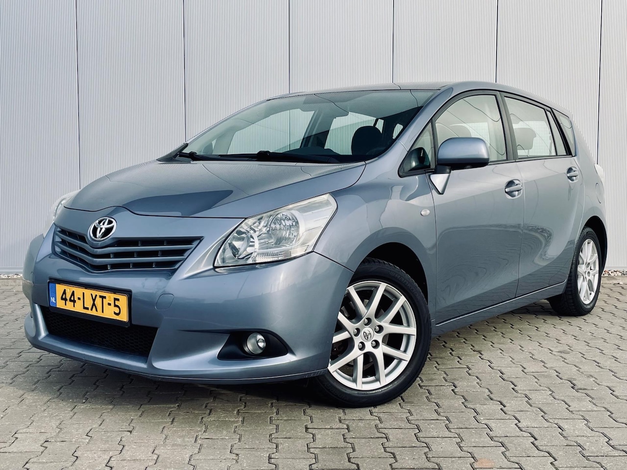 Toyota Verso - 1.6 VVT-i Business 1.6 VVT-i Business, Navi, Panoramadak - AutoWereld.nl