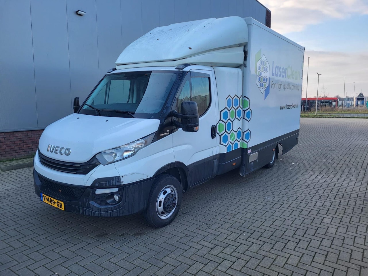 Iveco Daily - 3.0 AUTOMAAT AIRCO BAKWAGEN EURO 6 WIT 2017 - AutoWereld.nl