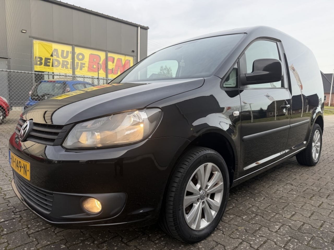 Volkswagen Caddy - 2.0 TDI DSG Clima Navigatie Cruise - Control enz - AutoWereld.nl