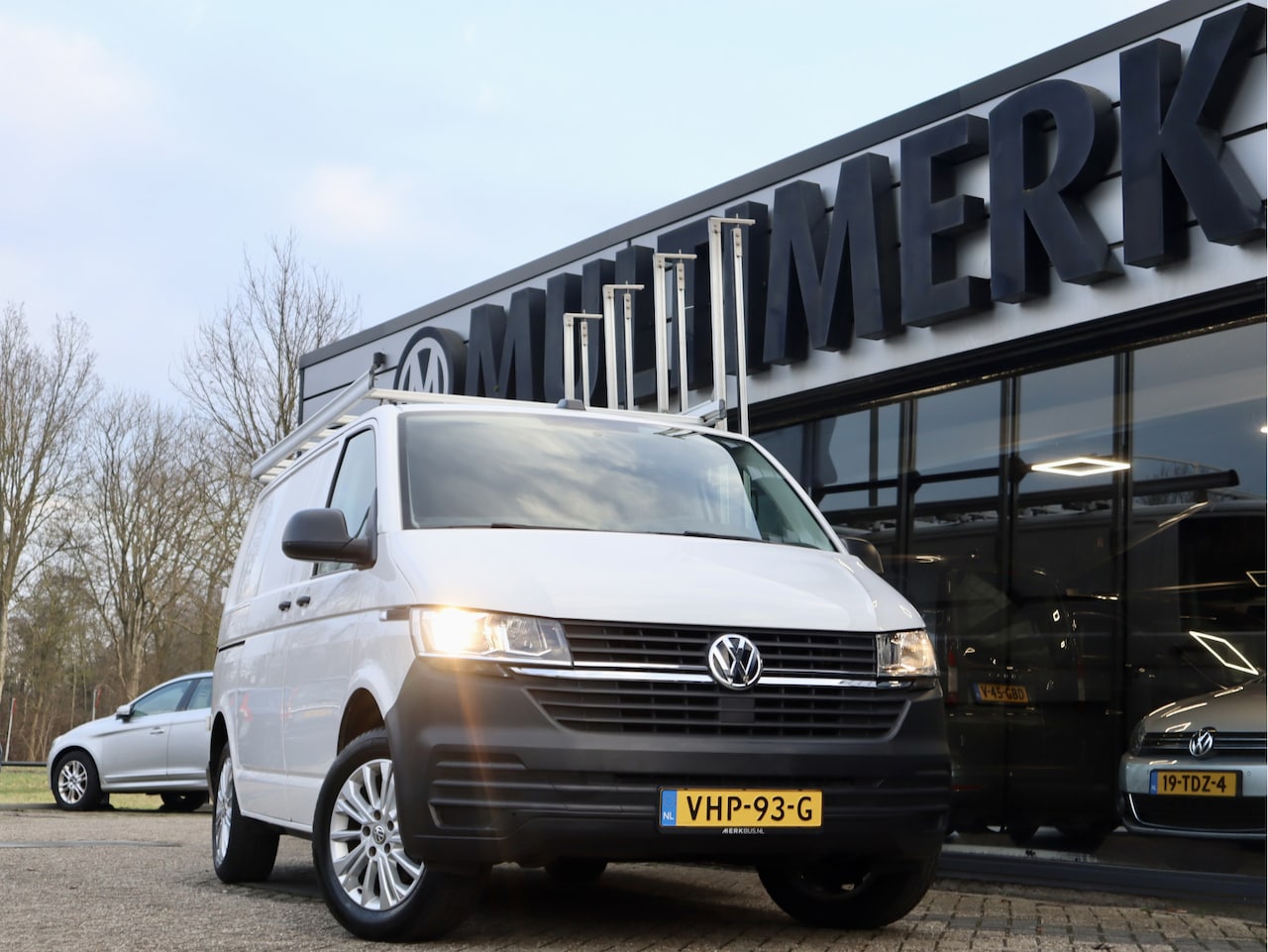 Volkswagen Transporter - 2.0 TDI 150PK GLASRESTEEL - AutoWereld.nl
