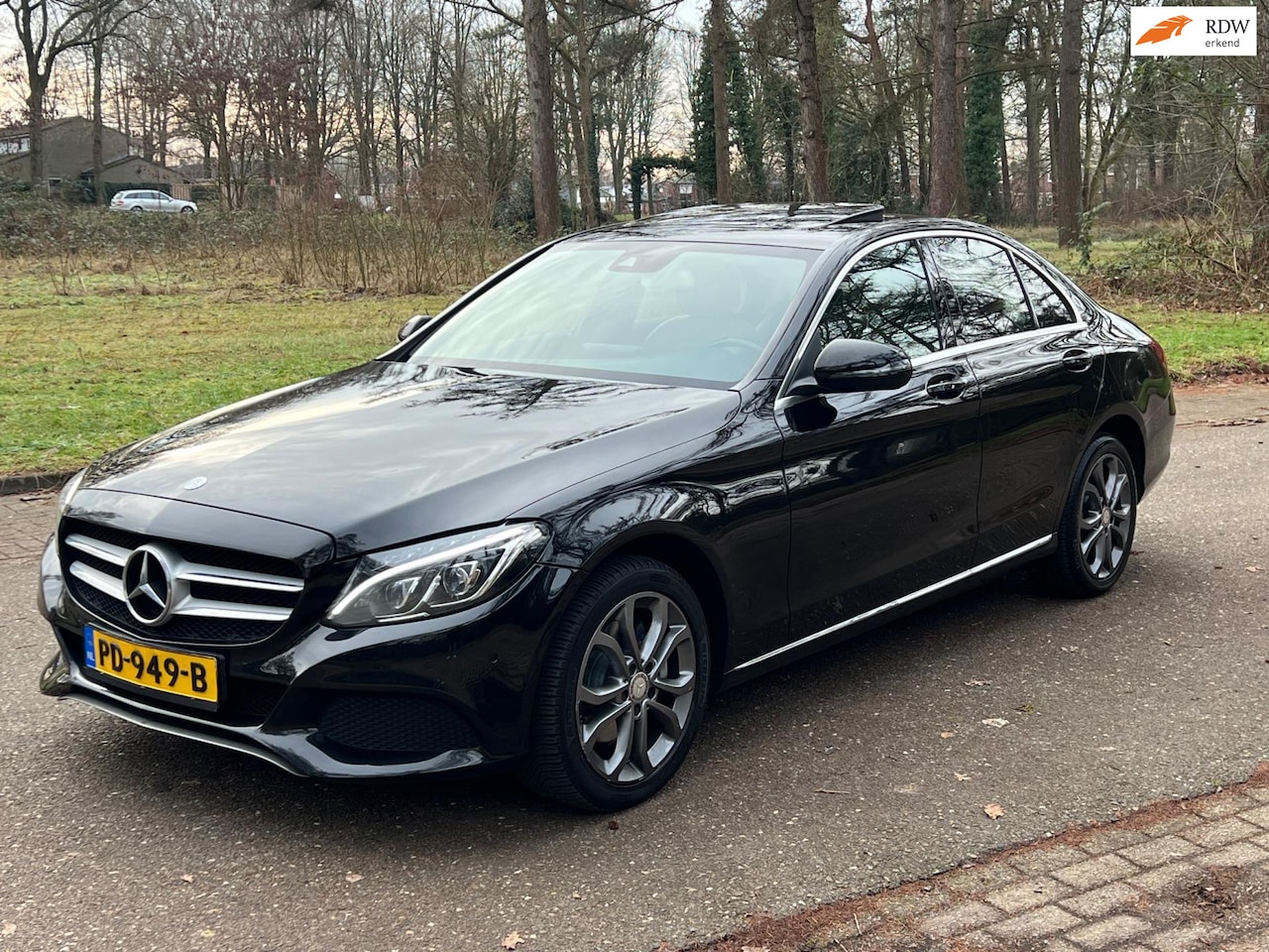 Mercedes-Benz C-klasse - 220 CDI 4 Matic Sedan 2016 Edition 1 Zwart - AutoWereld.nl