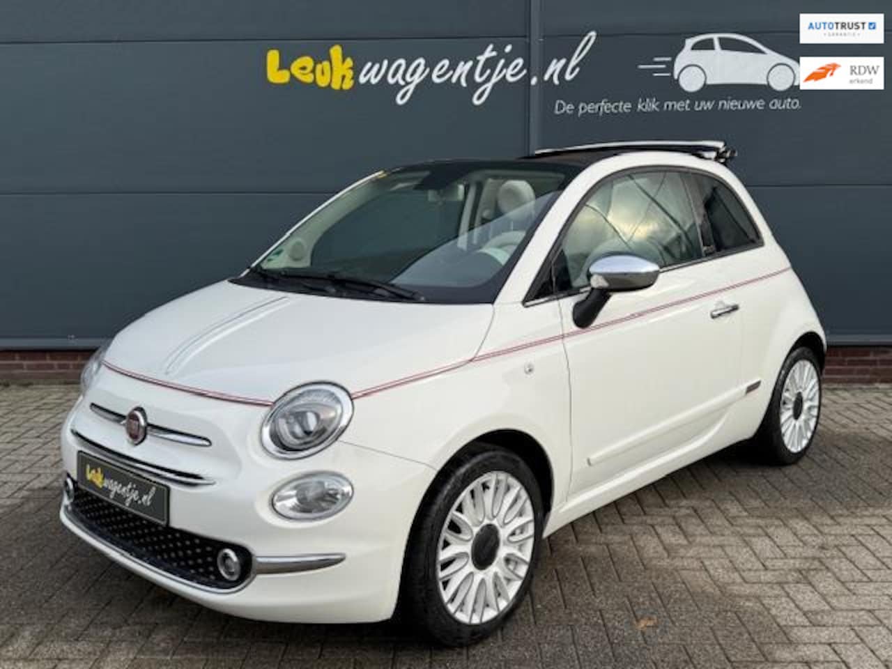 Fiat 500 C - 1.2 Dolcevita Cabrio *leder *carplay *cruise *ecc - AutoWereld.nl