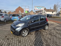 Peugeot 107 - 1.0-12V XR