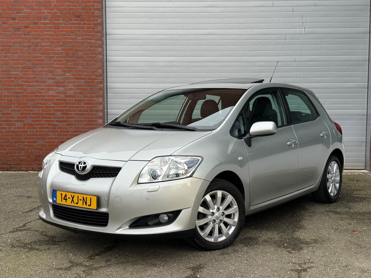 Toyota Auris - 1.6-16V Executive Business| NAP| NEW APK| FULL OPTION - AutoWereld.nl