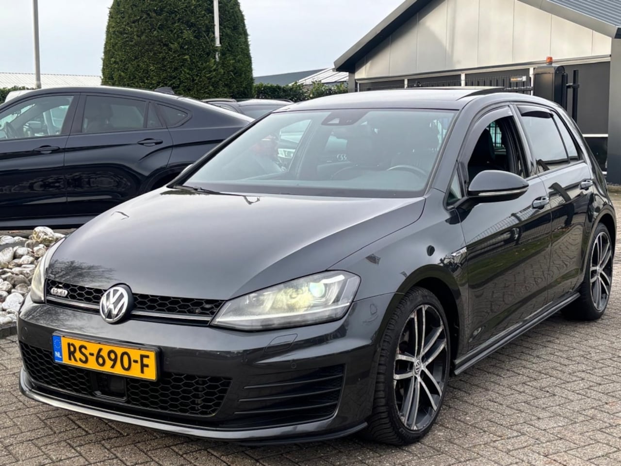 Volkswagen Golf - 2.0 TDI GTD 2013 Automaat Xenon Panoramadak - AutoWereld.nl