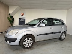 Kia Rio - 1.4 X-pect Airco, LMV Rijdt echt super