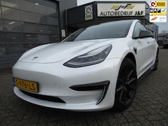 Tesla Model 3 - Standard RWD Plus 60 kWh / PANO / Leder / Camera / Stoelverwarming