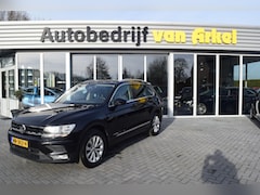 Volkswagen Tiguan - 1.4 TSI Connected Series