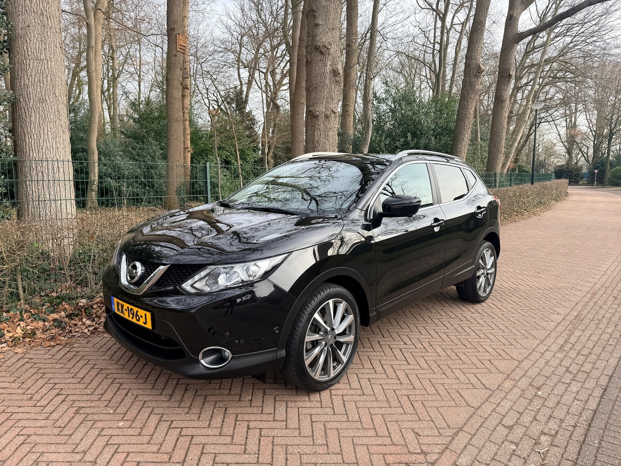 Nissan Qashqai - 1.2 Tekna Automaat ALLE OPTIES 360 camera - AutoWereld.nl