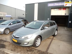 Opel Astra Sports Tourer - 1.4 Business Edition AIRCO //NAVI//