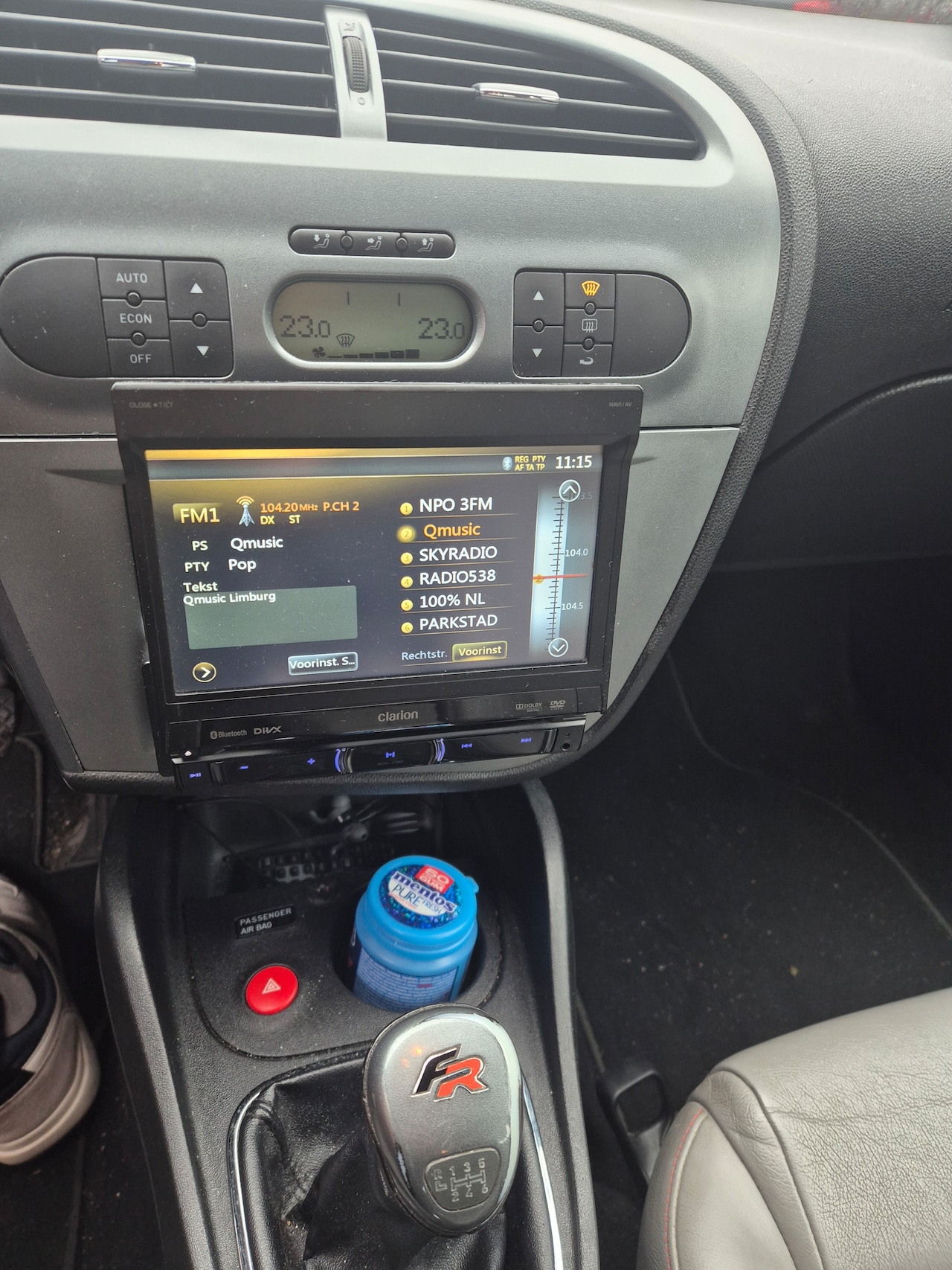 SEAT Leon - 2.0 TFSI FR - AutoWereld.nl