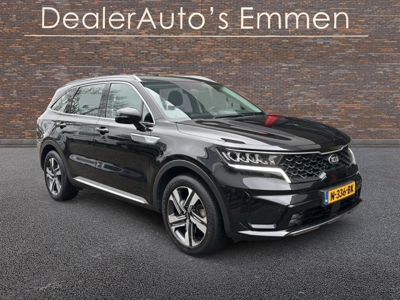 Kia Sorento - 1.6 T-GDI Hybrid 4WD Comfort ECC LMV NAVI CRUISE - AutoWereld.nl