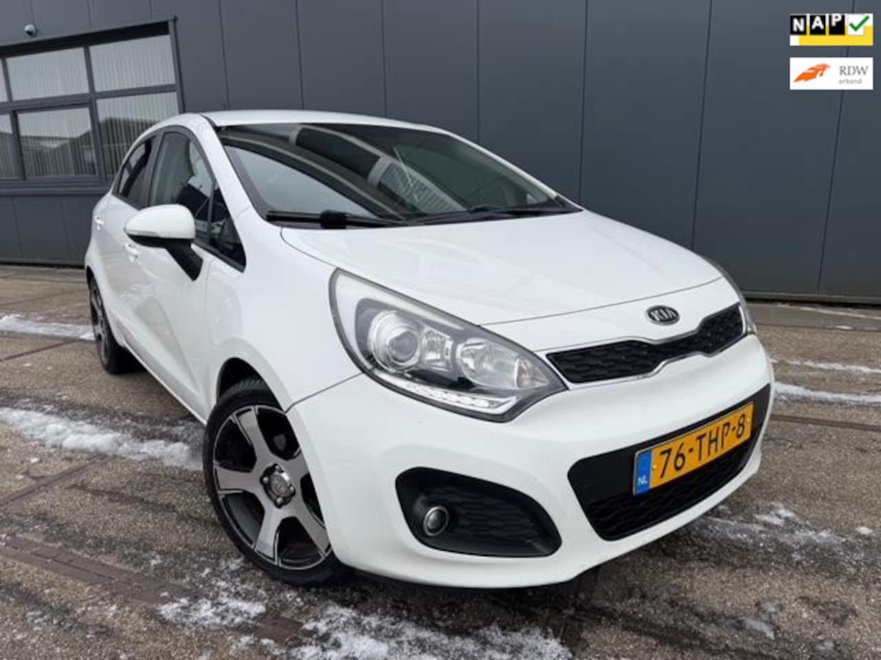 Kia Rio - 1.2 CVVT Super Pack | NW DISTRIBUTIEKETTING | APK | - AutoWereld.nl