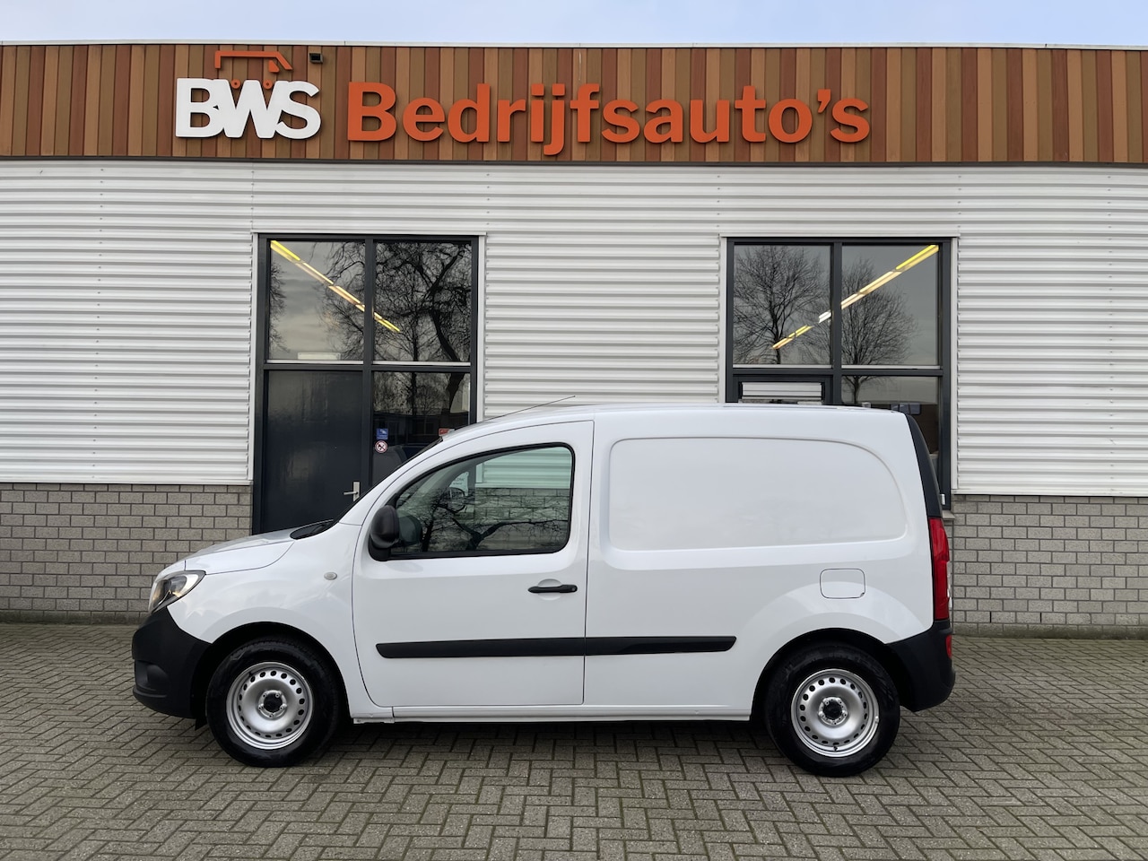Mercedes-Benz Citan - 108 CDI BlueEFFICIENCY Business Professional / vaste prijs rijklaar € 6.950 ex btw / lease - AutoWereld.nl
