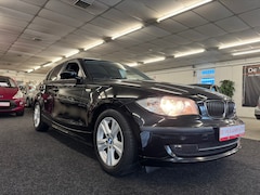 BMW 1-serie - 116i Business Line. 6-versnellingen en zeer goed onderhouden