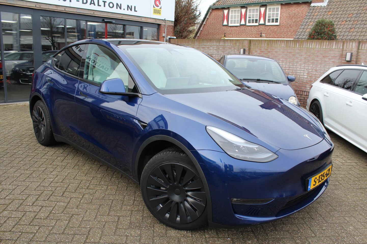 Tesla Model Y - Long Range AWD 75 kWh WIT LEER/ FULL SELF DRIVING/NWE PR € 81,000 - AutoWereld.nl