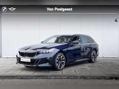 BMW 5-serie Touring - 550e xDrive M-Sport Pro / Bowers en Wilkins Audio / Carbon interieurlijst / 21 inch LM Vel