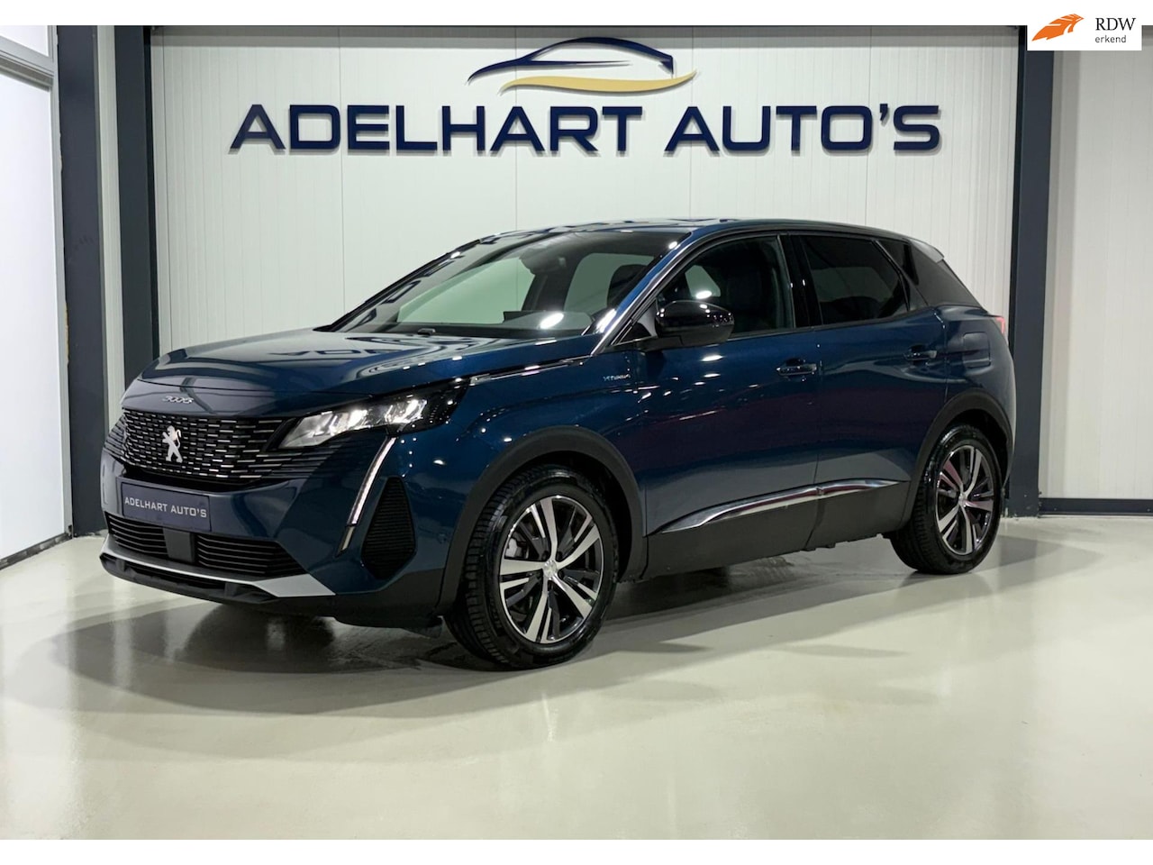 Peugeot 3008 - 1.6 HYbrid4 300 4 Wheel Automaat / Navigatie full map / Camera / Cruise control / etc.. - AutoWereld.nl